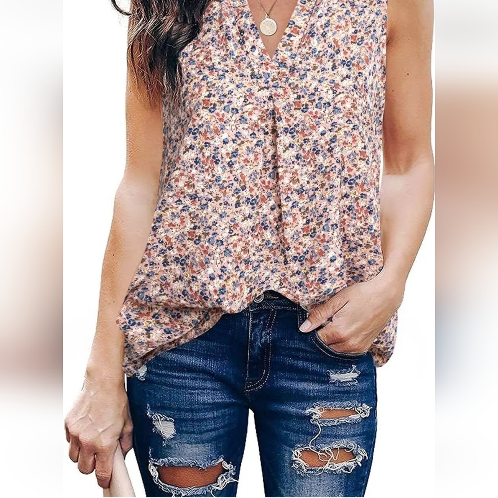 Gaharu floral sleeveless top size M